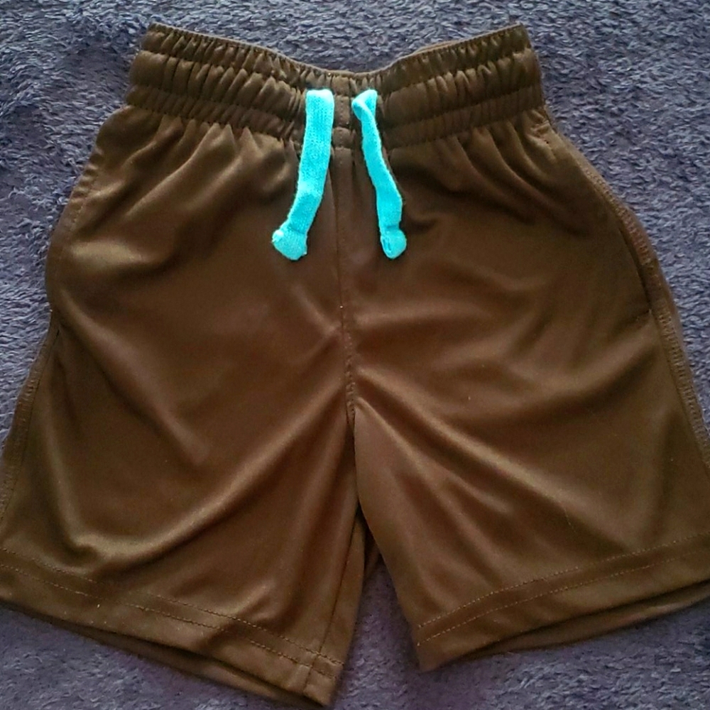 Toddler boys 2T shorts